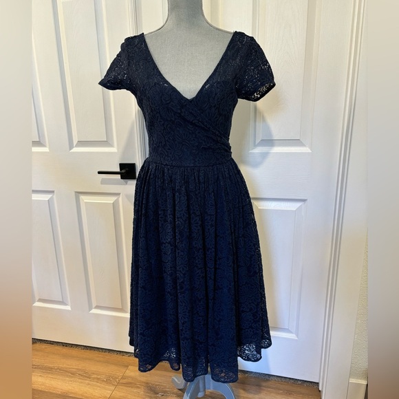 Collectif Vintage Women’s Navy Flower Lace Satin Dress Size 6 Wedding Party - Picture 1 of 13
